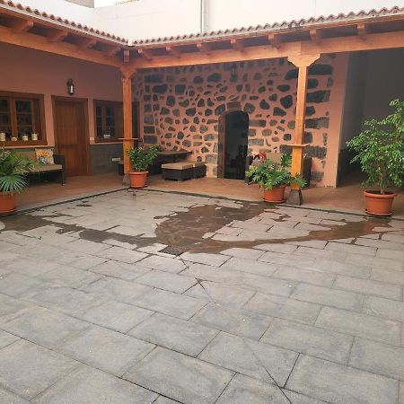Casa Matele 2 Bed Apt Арона Екстериор снимка