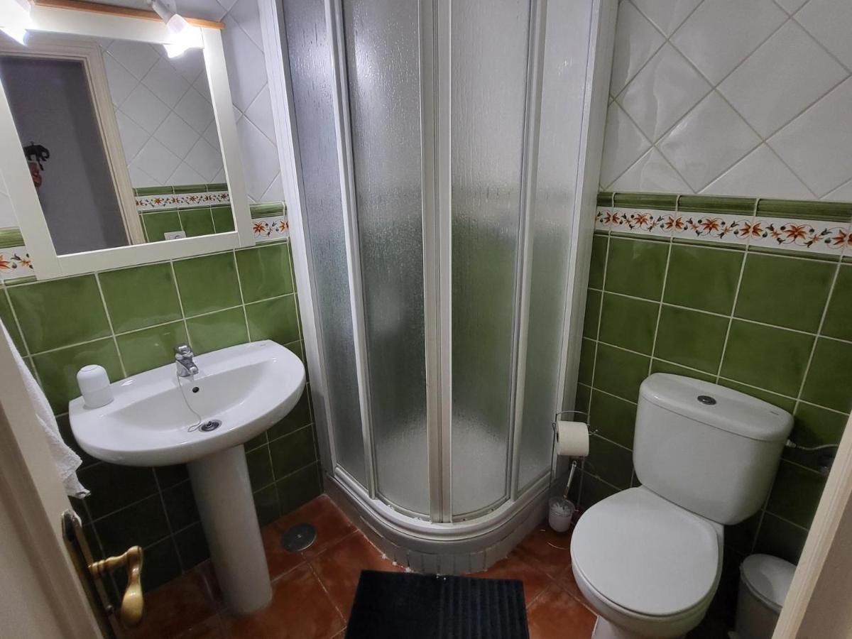 Casa Matele 2 Bed Apt Арона Екстериор снимка