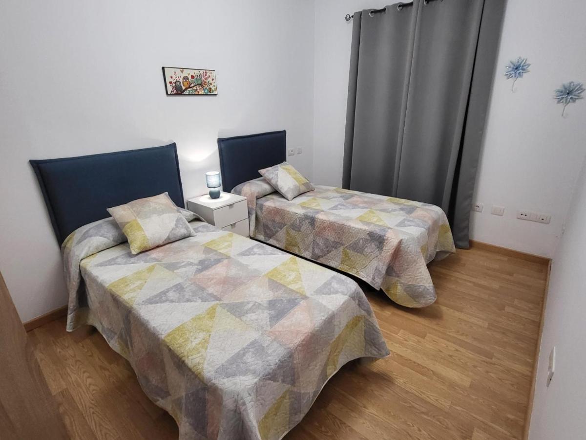 Casa Matele 2 Bed Apt Арона Екстериор снимка
