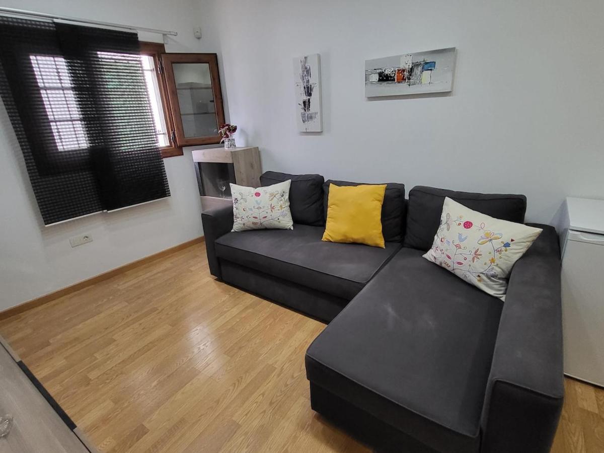 Casa Matele 2 Bed Apt Арона Екстериор снимка