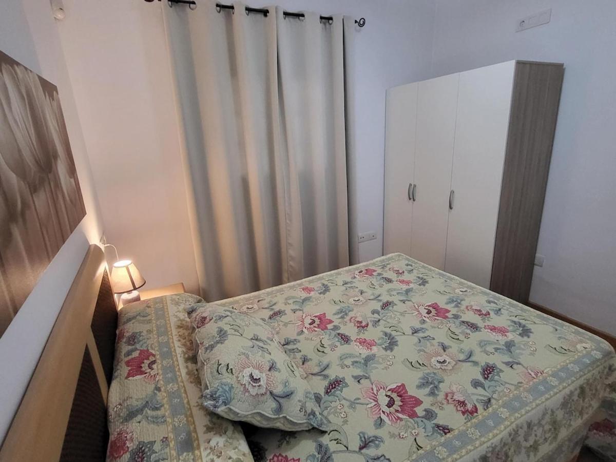 Casa Matele 2 Bed Apt Арона Екстериор снимка
